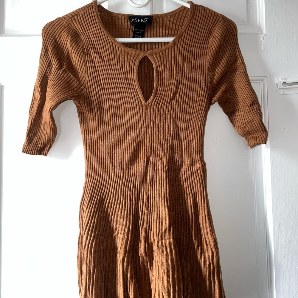 Ashro Women's Tan Ribbed Short Sleeve Tunic Top